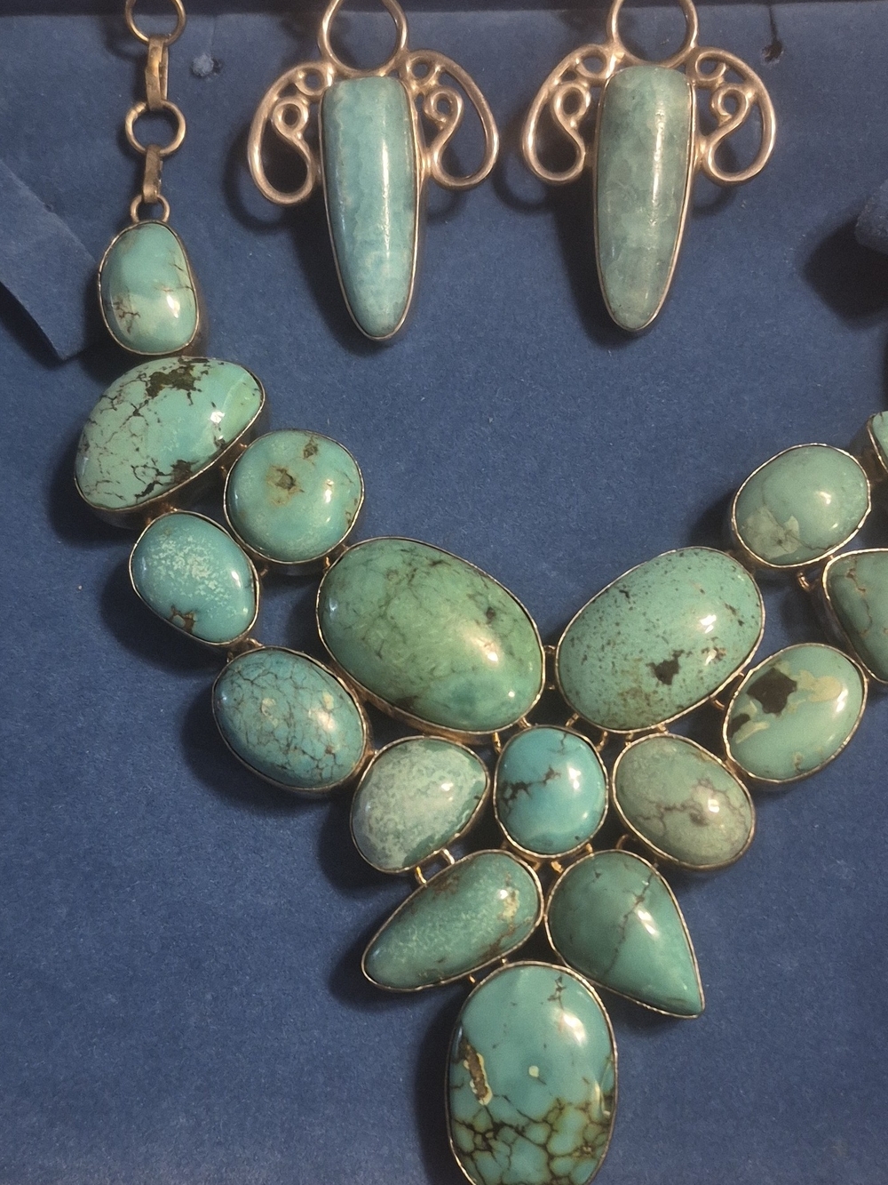 Unbranded Turquoise Statement Bib Necklace - Blue-Green Stones